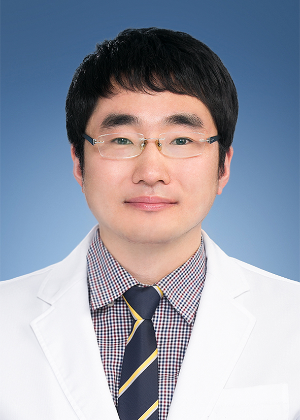 김진우 원장 사진